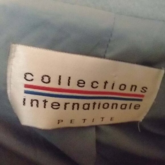 Soft 70% wool blue jacket or blazer, Size 12 - Picture 4 of 6